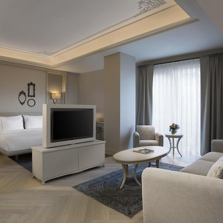 איסטמבול Lazzoni Hotel מראה חיצוני תמונה A suite at the hotel