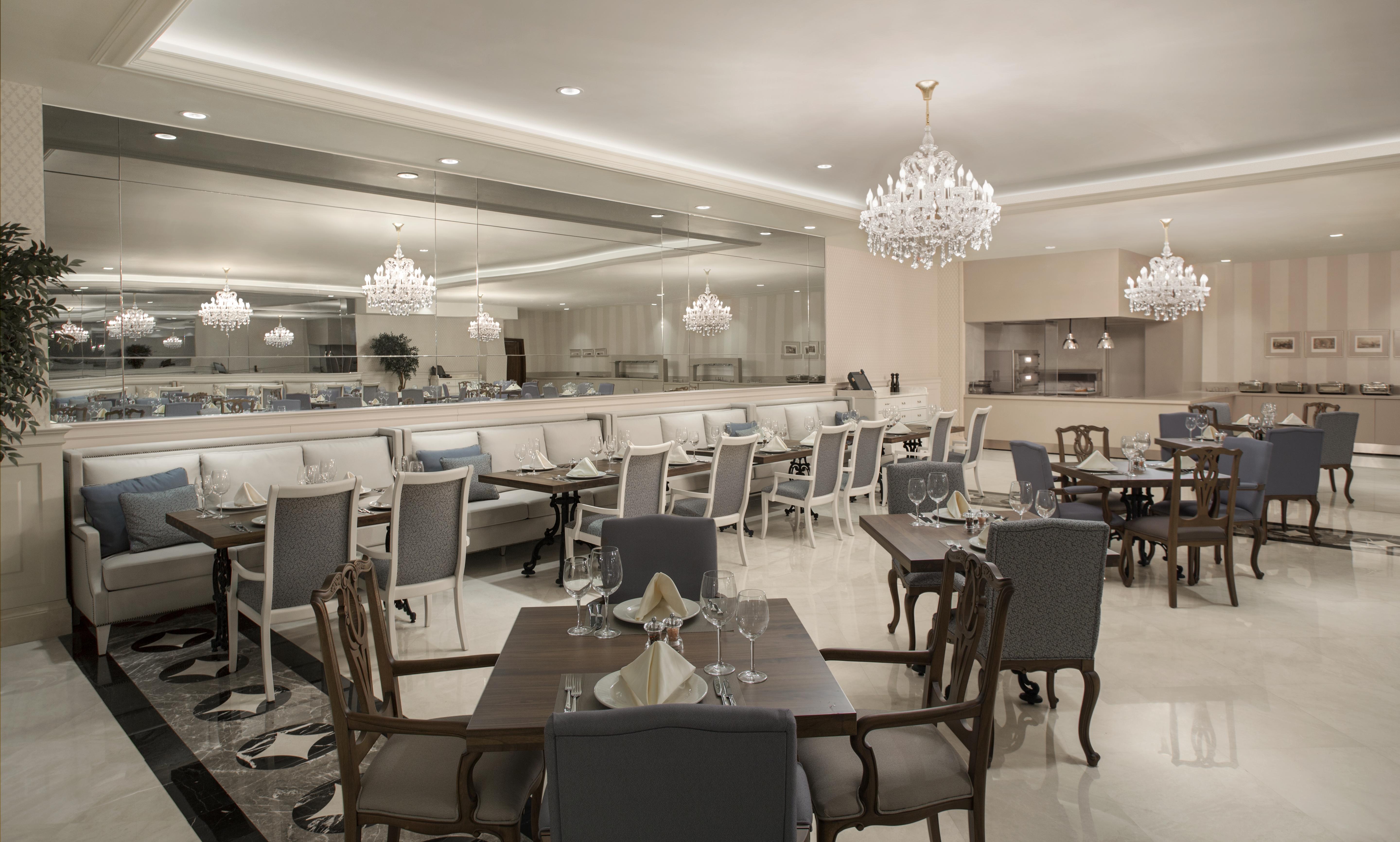 איסטמבול Lazzoni Hotel מראה חיצוני תמונה The restaurant